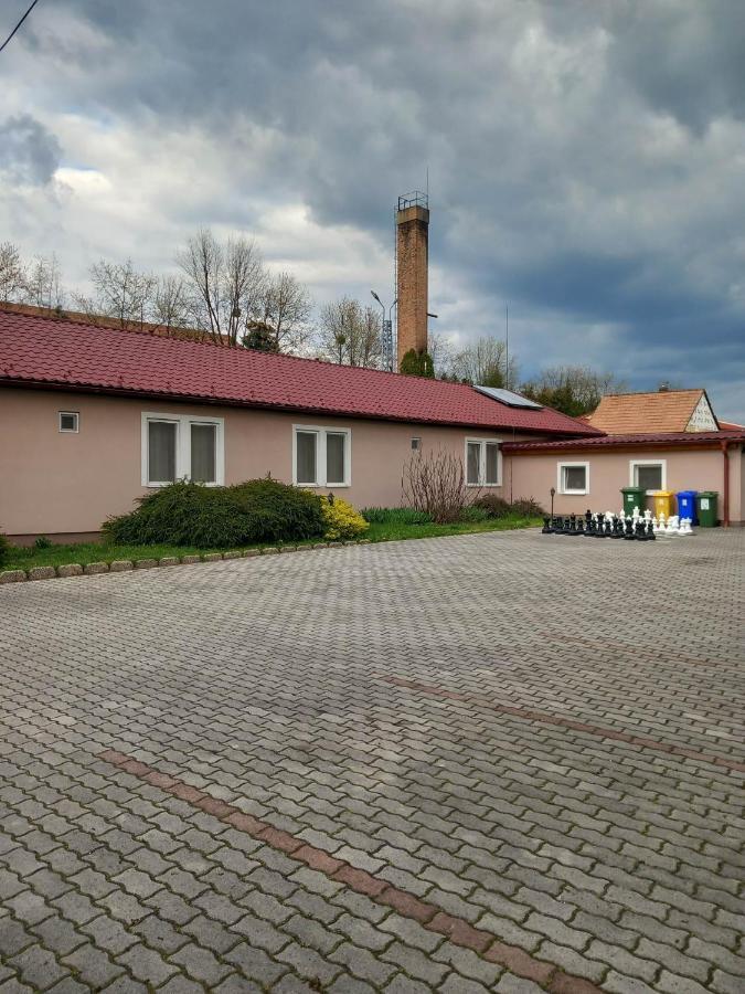 Kata Panzio Penzión pre hostí Oroszlany